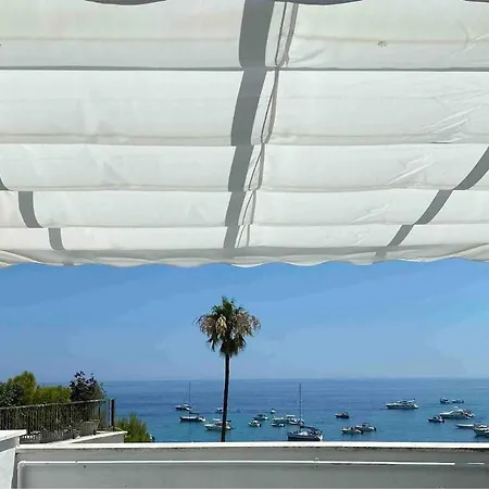 Appartamento Windows On The Sea Bari